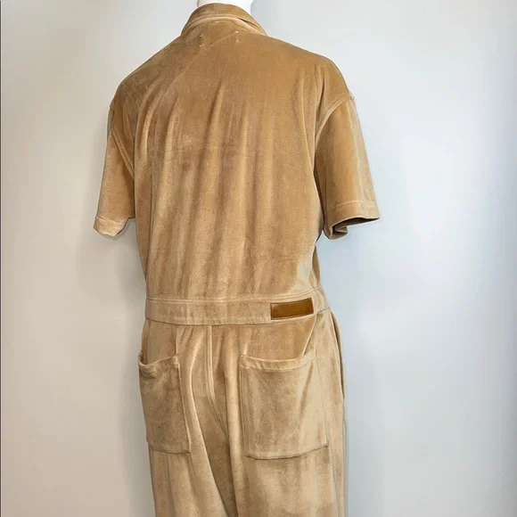 💖NWT RIVET UTILITY ICON VELOUR JUMPSUIT IN CAMEL COLOR SIZE L(10-12) - Picture 8 of 16